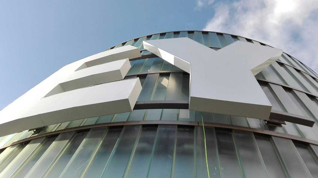 Portada de: Nuevo Centro de inteligencia artificial de EY será ubicado en España